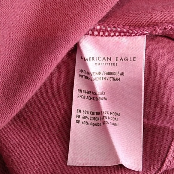 American Eagle - V-Neck Short Sleeve - Size XS - Picture 5 of 5
